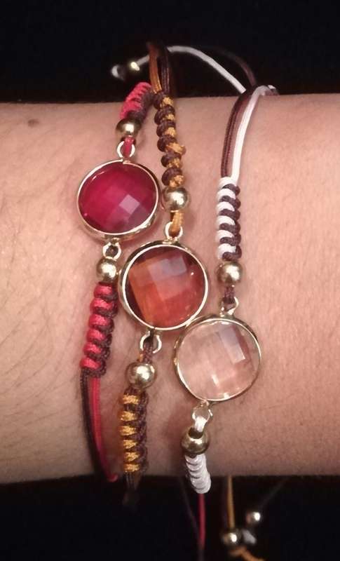 Decorative Multi-coloured Stone Thread Bracelet in Red , Amber & Pink