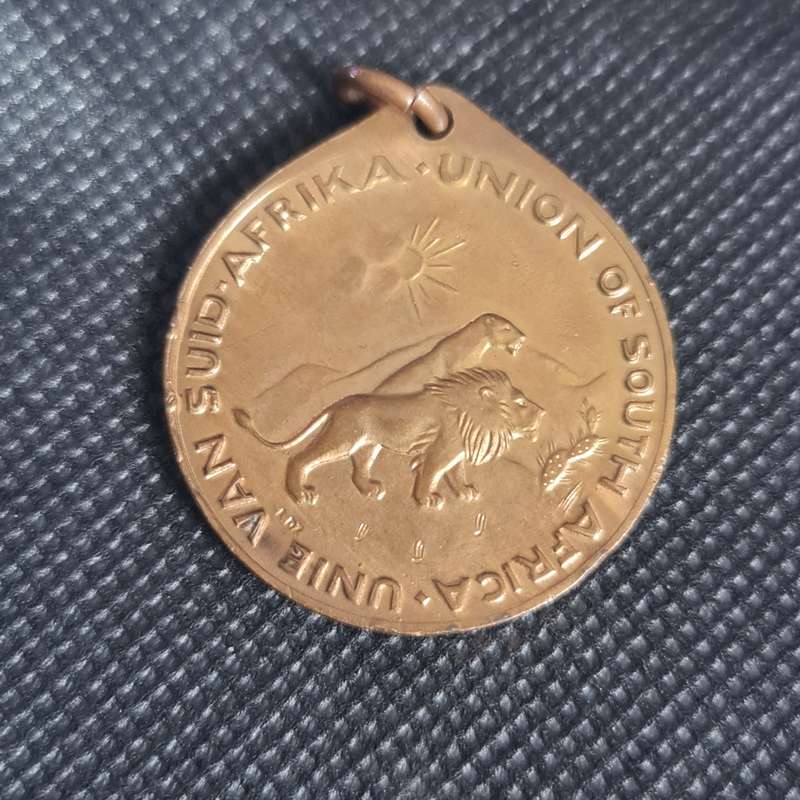 1937 UNION OF SOUTH AFRICA CORONATION MADELLION