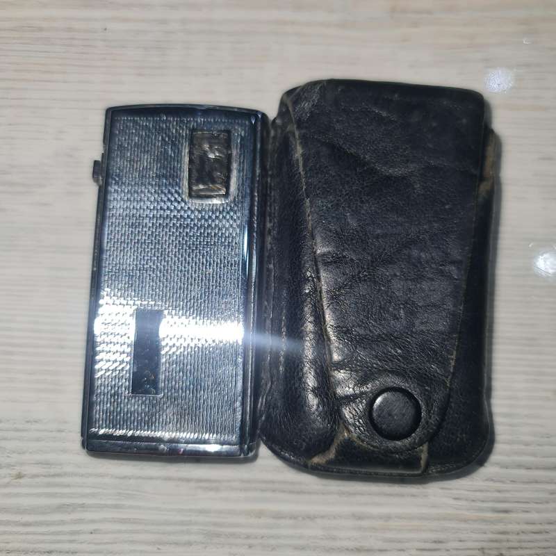 2 X VINTAGE POCKET LIGHTERS WITH POUCHES