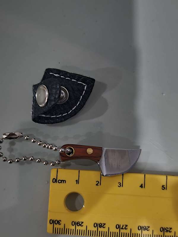 MINIATURE SKINNER DAGGER KNIFE IN SHEATH