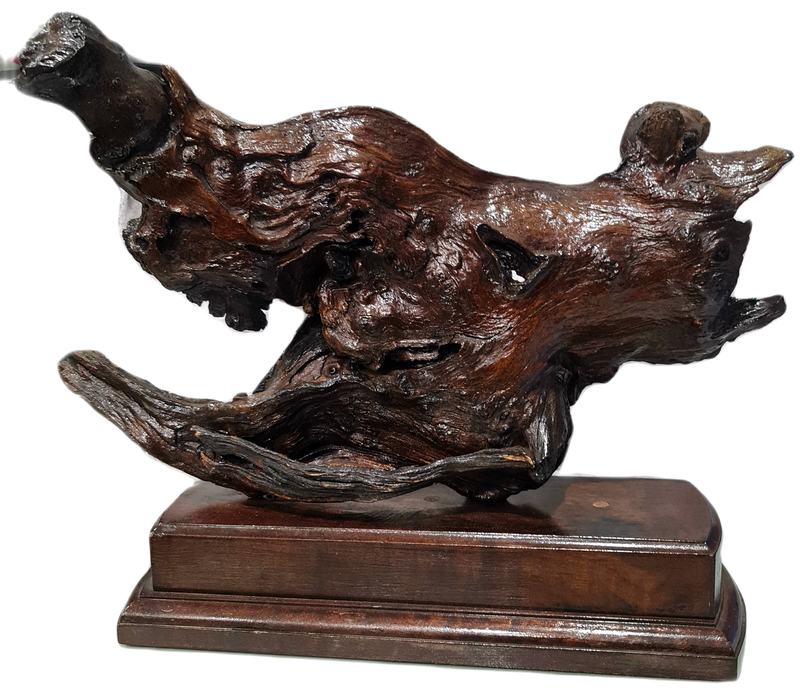 POLLY RESIN SCULPTURE