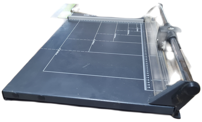 BLS 46 GUILLOTINE