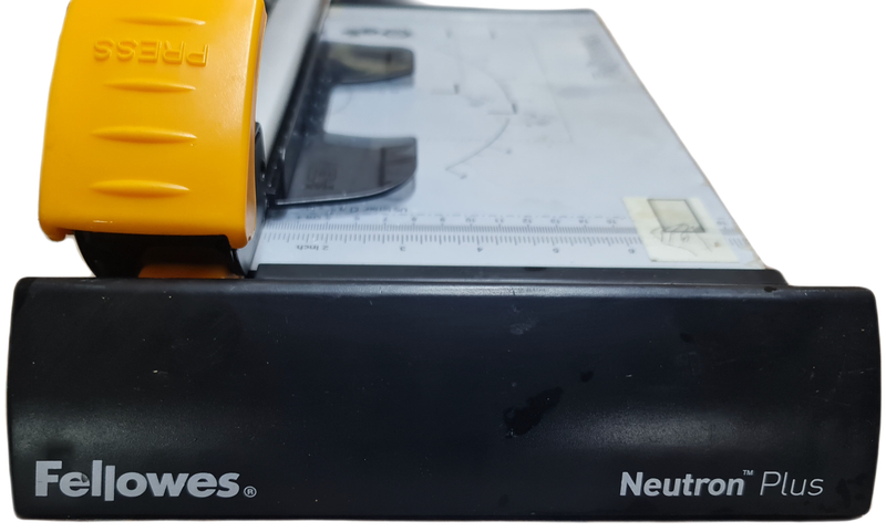 FELLOWES NEUTRON PLUS PAPER TRIMMER
