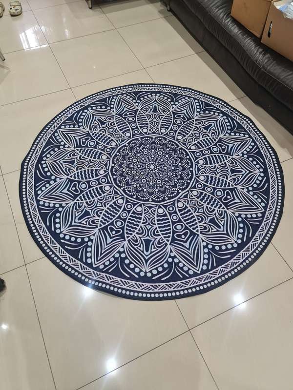 Round Carpet 180 x 180