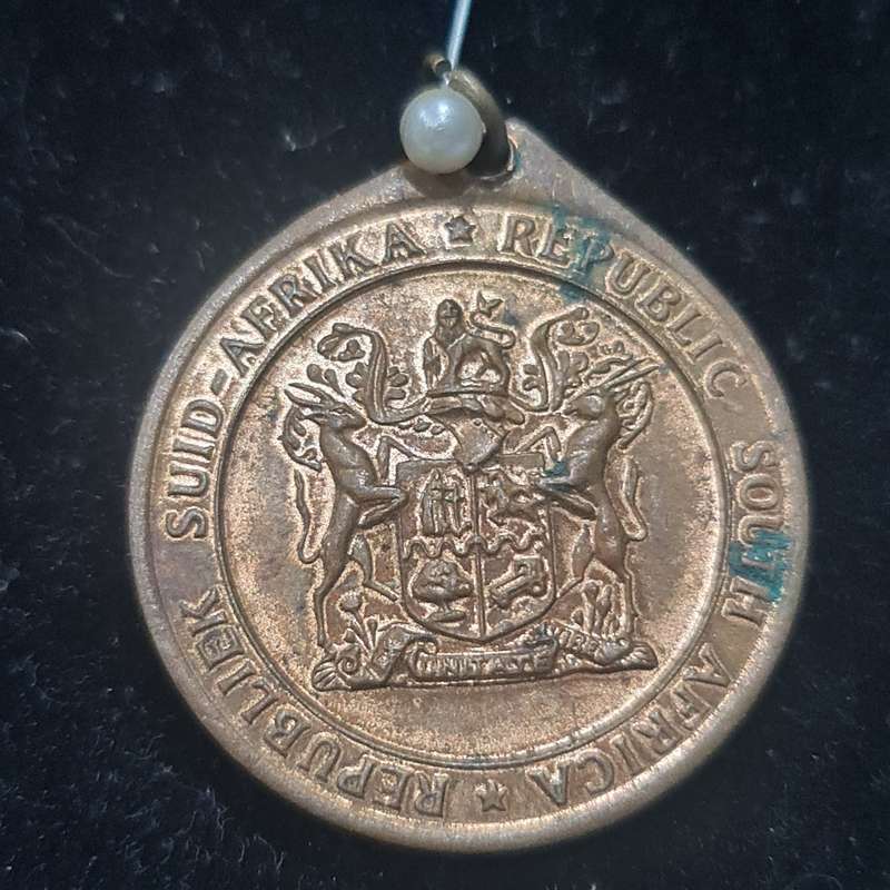 BIRTH OF THE REPUBLIC OF SOUTH AFRICA MEDALLION