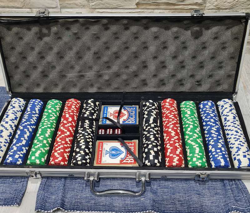 500 PIECE POKER SET