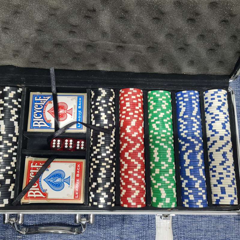 500 PIECE POKER SET