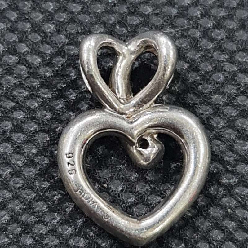 VINTAGE HDIA 925 STERLING SILVER DOUBLE HEART PENDANT WITH STONE