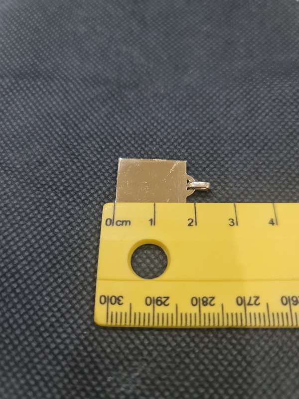 9CT YELLOW GOLD DISK RECTANGLE