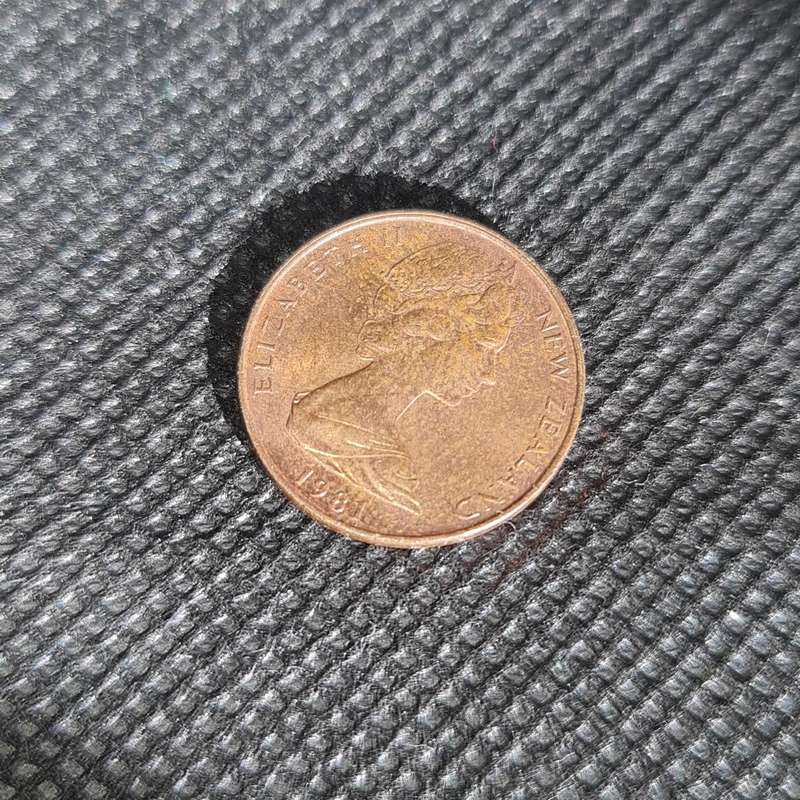 1981 NEW ZEALAND 1 CENT ELIZABETH 11