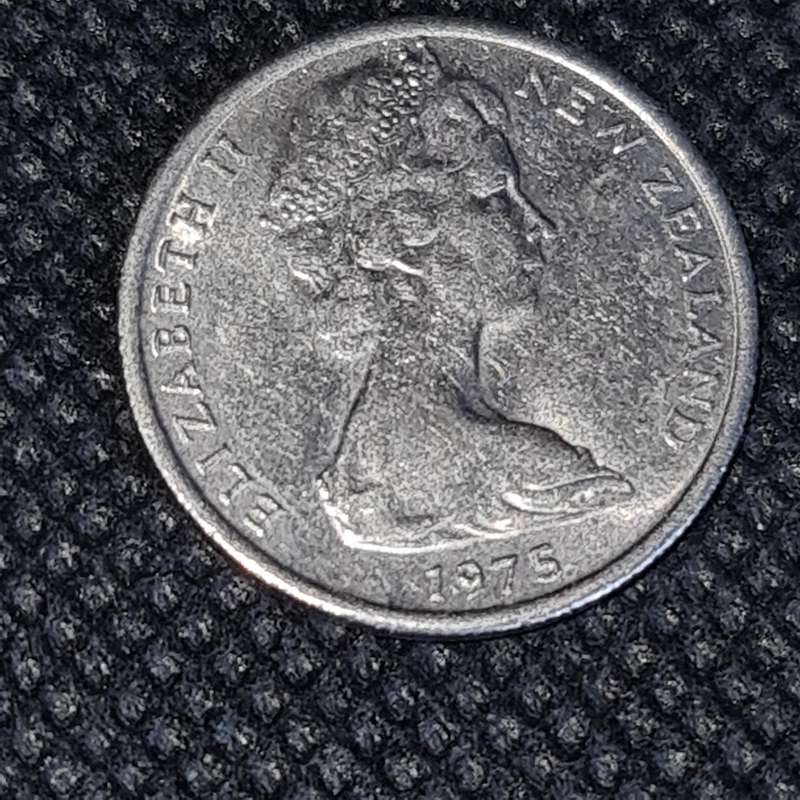 1975 CAYMAN ISLANDS  5 CENT COIN 
