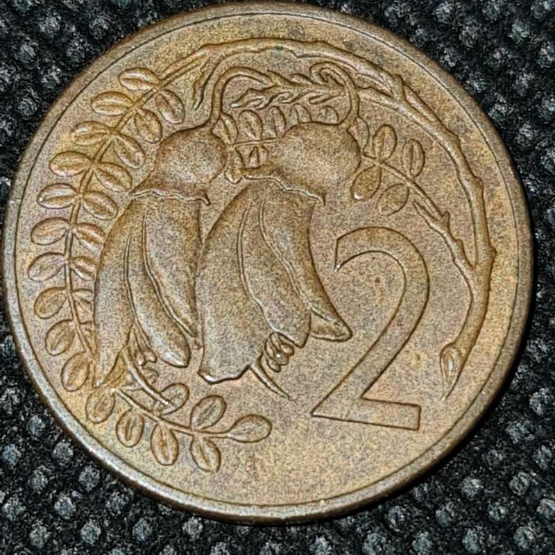 1980 New Zealand 2 Cent Elizabeth 11 Bronze