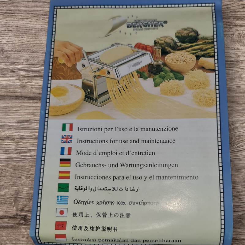 PASTA MAKER