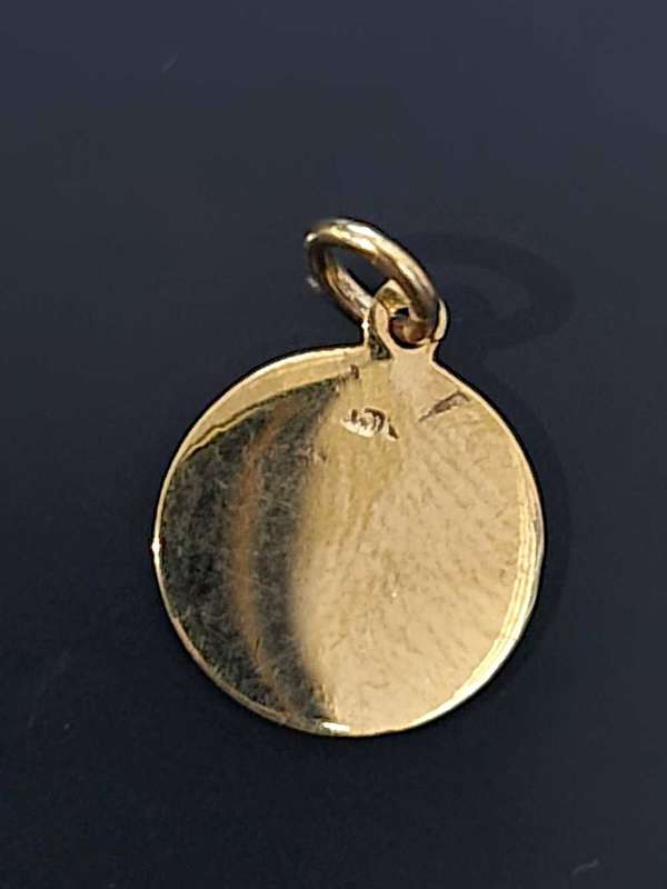 9ct GOLD SAINT CHRISTOPHER PENDANT