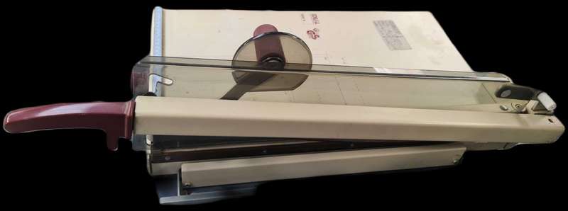IDEAL 1056 GUILLOTINE