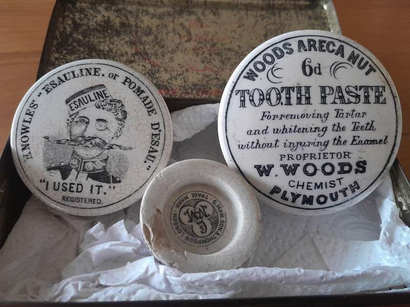Knowles Esauline Moustache Cream Pot Lid