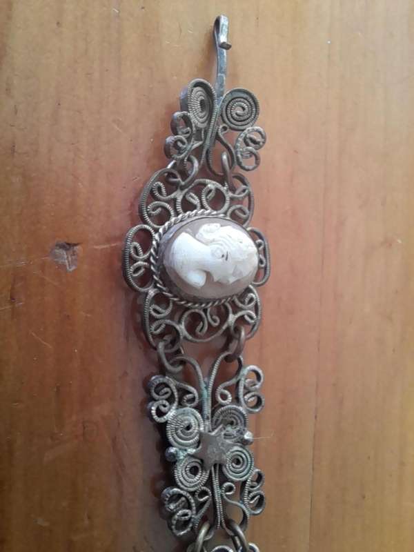 Vintage Cameo Bracelet