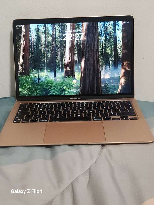 MacBook M1 2020