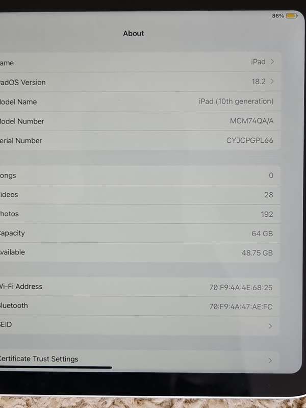 Ipad 10th generation 64gigs