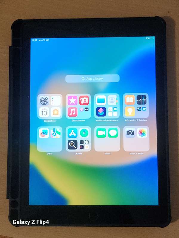 iPad (5th generation) -