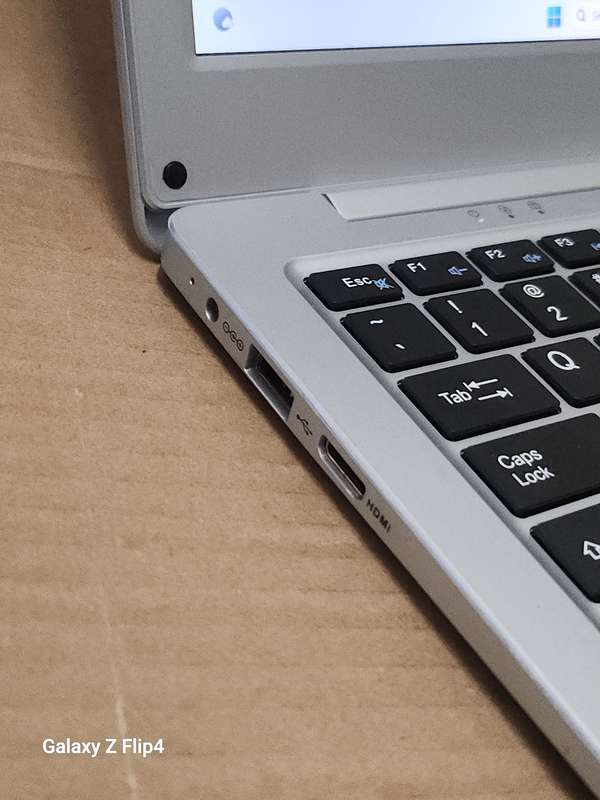 Mecer 11.1" Laptop