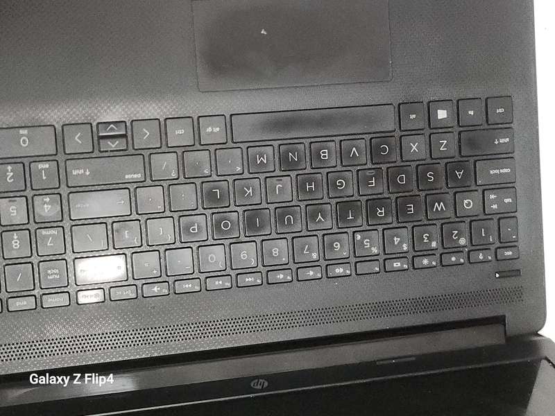 HP 15s CORE i7 8th Gen 500gig SSD 8Gig Ram