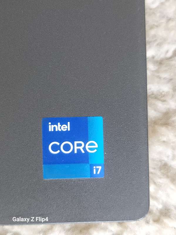 Dell Latitude 3420 14-inch Core i7-1165G7 8GB RAM 256GB SSD Win 11 Pro Laptop