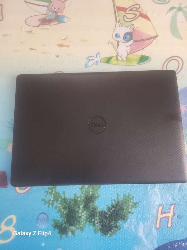 Dell Vostro 3583 LAPTOP | Intel Core i5 8265U 8th Gen 1.8GHz | 4GB RAM | 250 SSD| 15.6` LAPTOP