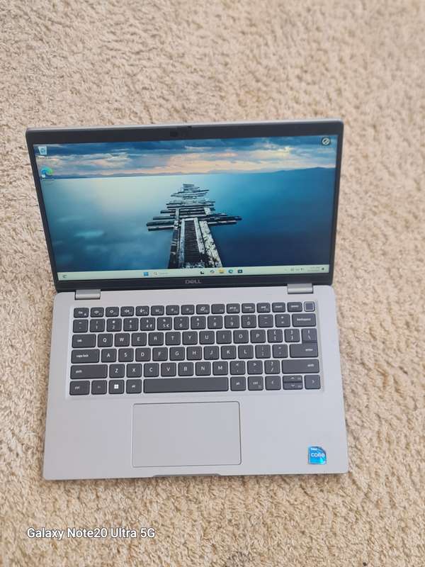 Dell Latitude 5430 | 12th Gen Core i5, 8GB Ram, 256GB SSD, FHD