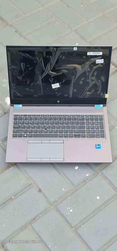 HP ZBook Fury G8 15.6' Core i7-11850H 32GB RAM 512 GiG NVMe Win 11 Pro 24H2