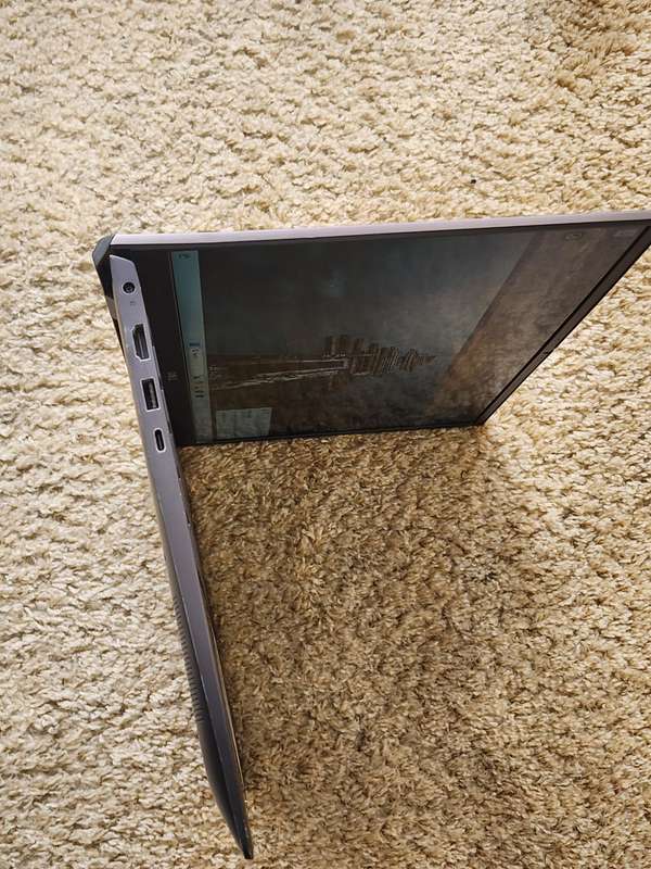 DELL VOSTRO  5502 CORE I5 11TH 256GIG NVME 8GIG RAM