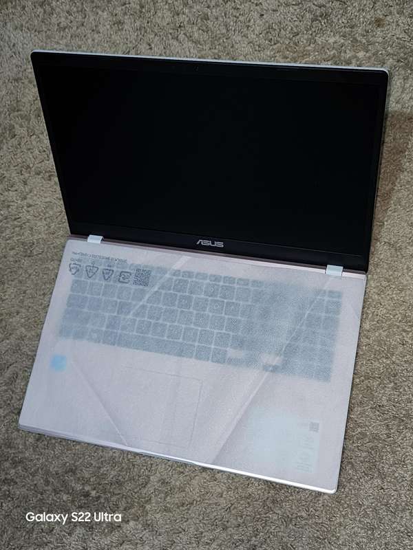 ASUS E510 INTEL CELERON N4500 256GB NVME 4GIG RAM MICROSOFT WINDOWS 11 24H2