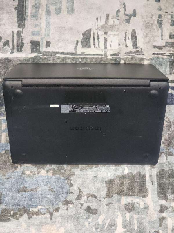 DELL INSPIRON  CORE  I3 10TH GEN 1TB HDD 12GIG RAM