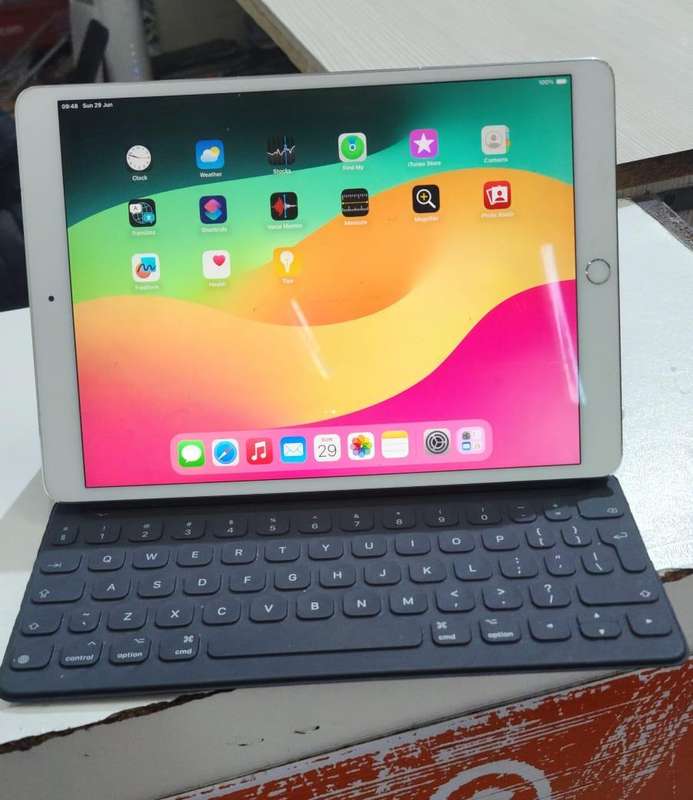 iPad PRO 2018 64GIG IM PRESTINE LIKE NEW CONDITION
