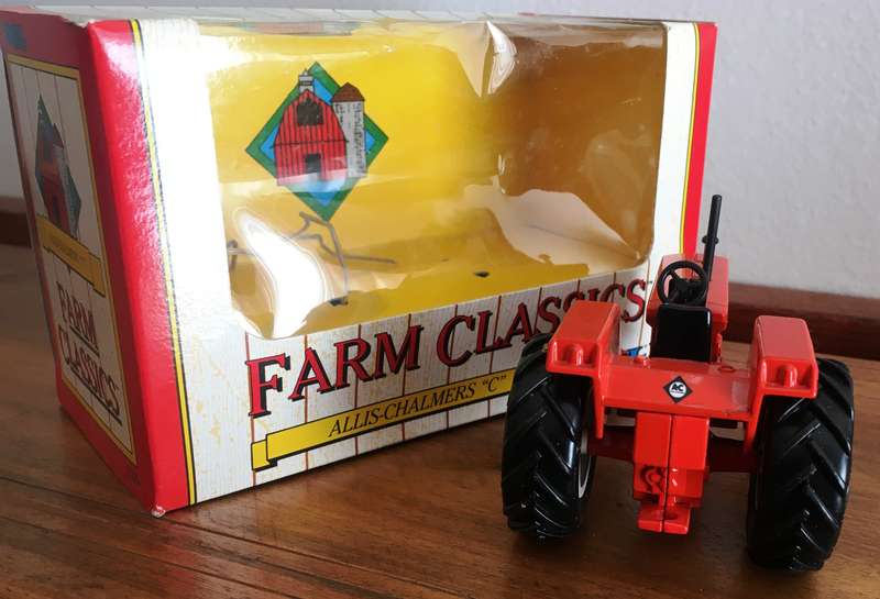 Allis Chalmers D-21 Tracktor Ertl 1-43 Boxed