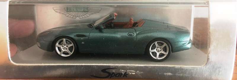 Aston Martin 2003 DB7 Zagato Spark Met.Blue 1-43 Boxed