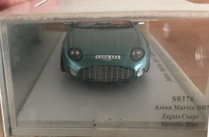 Aston Martin 2003 DB7 Zagato Spark Met.Blue 1-43 Boxed