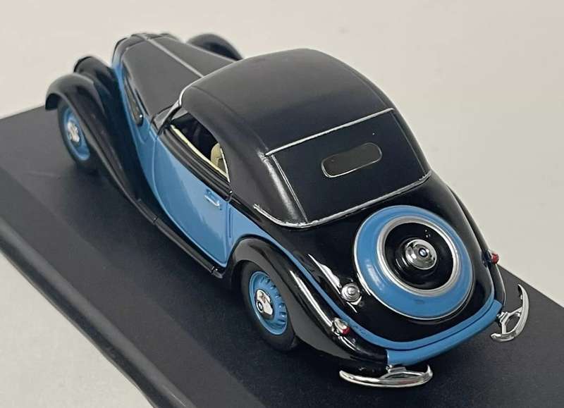 BMW 327 1941 Detail Cars Blue & Black 1-43 Boxed