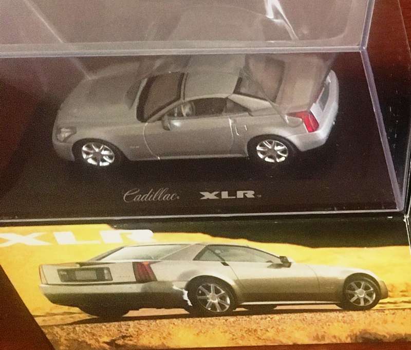 Cadillac XLR Norev Platinum 1-43 Boxed