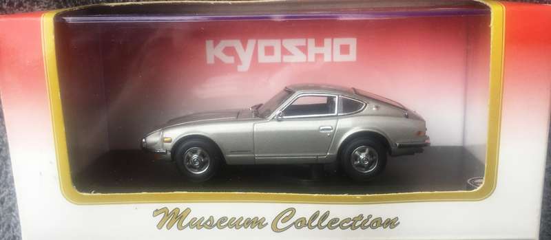 Datsun 240Z Kyosho Musem Silver 1-43 Boxed