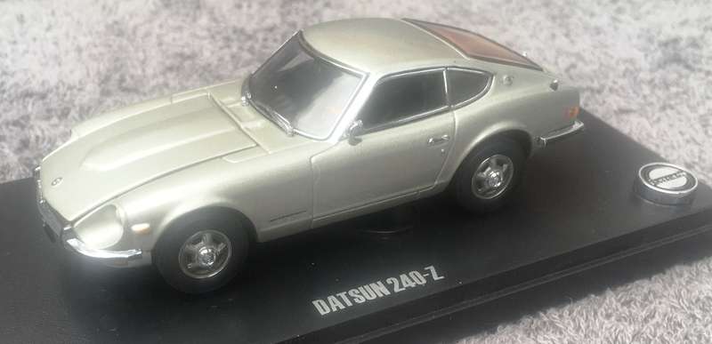 Datsun 240Z Kyosho Musem Silver 1-43 Boxed