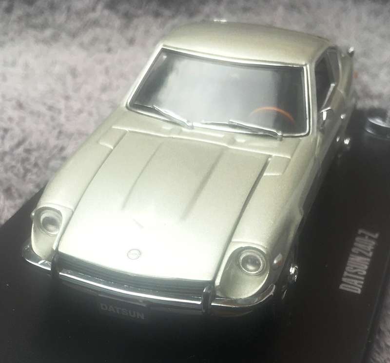 Datsun 240Z Kyosho Musem Silver 1-43 Boxed