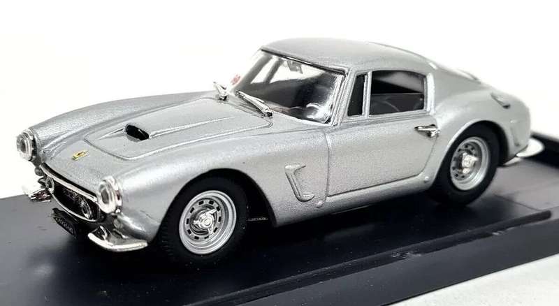 Ferrari 250 SWB Bang 1-43 Silver Boxed