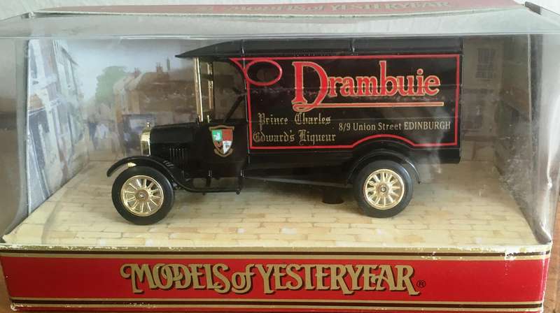 Ford Model TT (Drambuie) 1926 Matchbox Yesteryear Black 1-43 Boxed