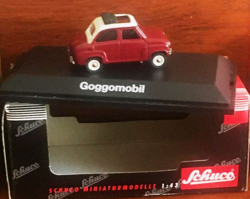 Goggomobil Schuco Red & White 1-43 Boxed