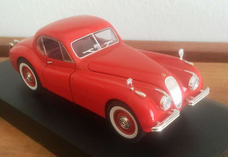 Jaguar XK120 1949 Signature 1-32 Red Boxed