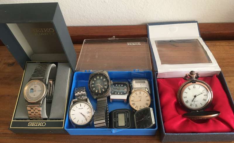 Lot of 9 Watches for parts etc