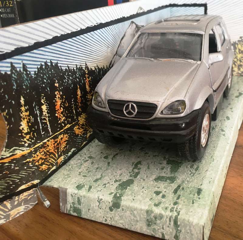 Mercedes Benz M Class 4x4 NewRay Silver Boxed 1-32 Toy Car