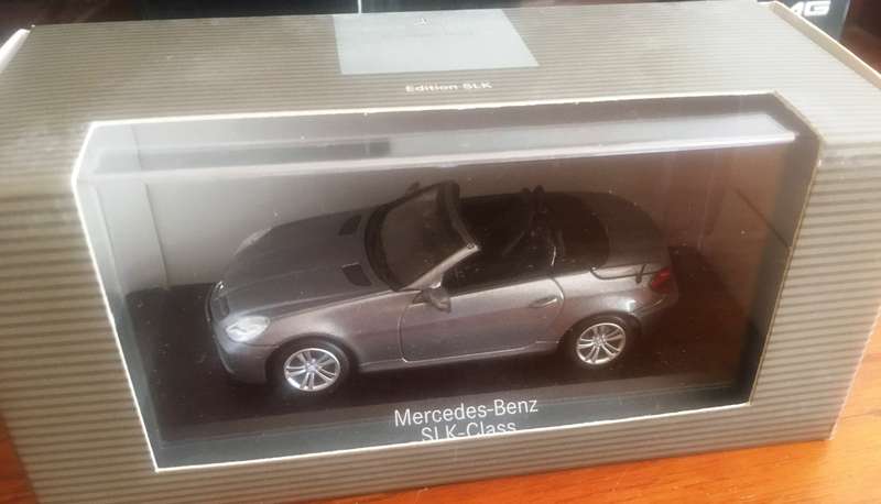 Mercedes Benz SLK 2008 MiniChamps Palladium Silver I-43 Boxed
