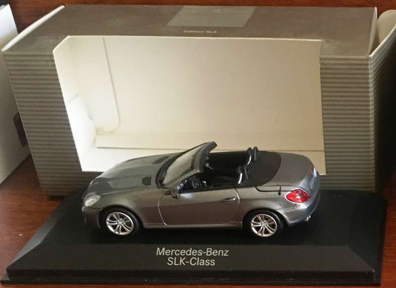 Mercedes Benz SLK 2008 MiniChamps Palladium Silver I-43 Boxed